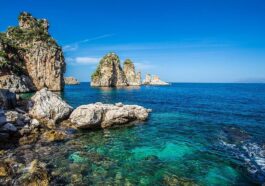 Spiaggia dei Faraglioni